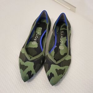 Rothy's Olive Green Camo Print The Point Flats Size 9, Casual, Comfy, Stylish